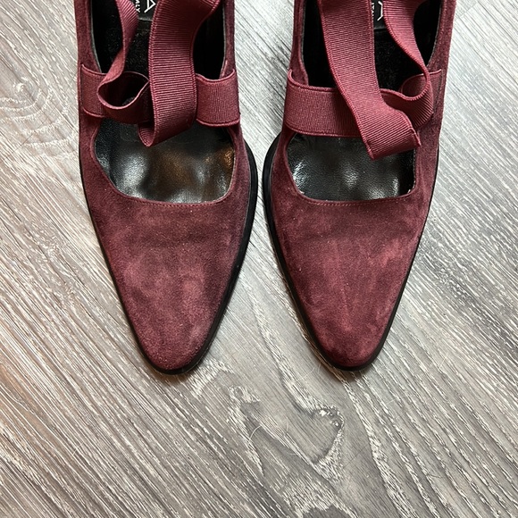 Via Spiga Suede Heel - Picture 4 of 11